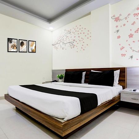 Super Townhouse Hoshangabad Road Near Aashima Mall Samarda Kaliāsot المظهر الخارجي الصورة