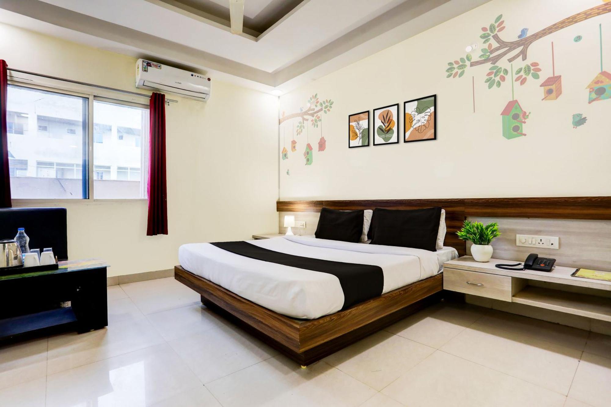 Super Townhouse Hoshangabad Road Near Aashima Mall Samarda Kaliāsot المظهر الخارجي الصورة